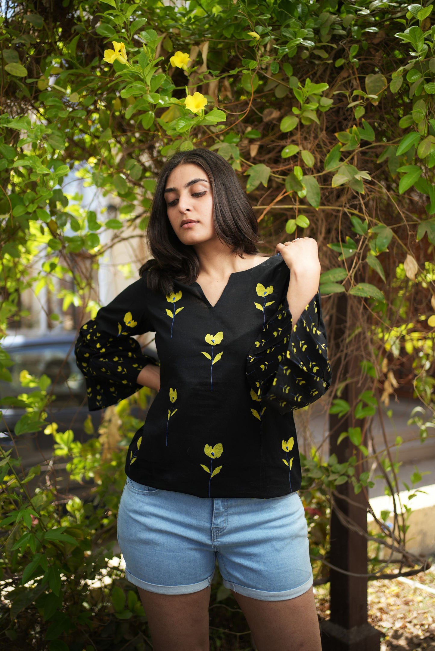 Black Tulip Classic Top