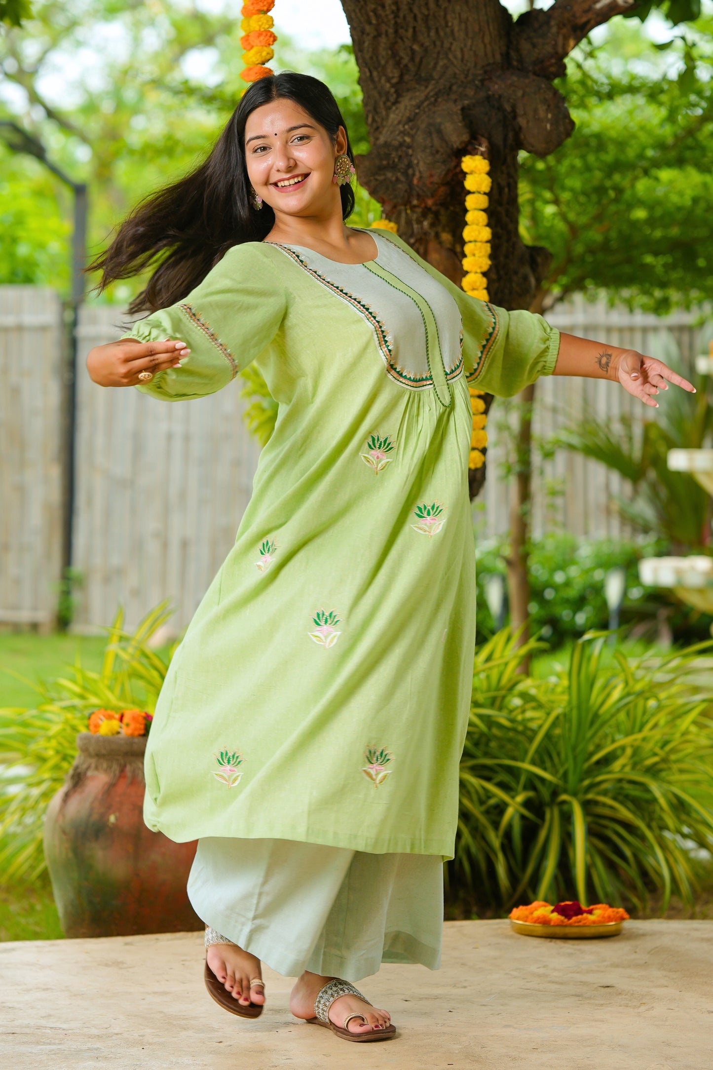 Green Lotus Cotton Suit Set