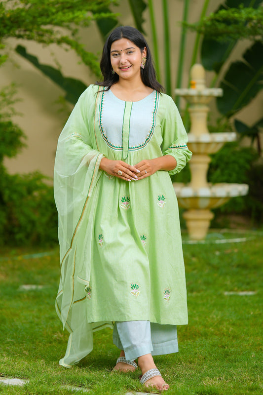 Green Lotus Cotton Suit Set