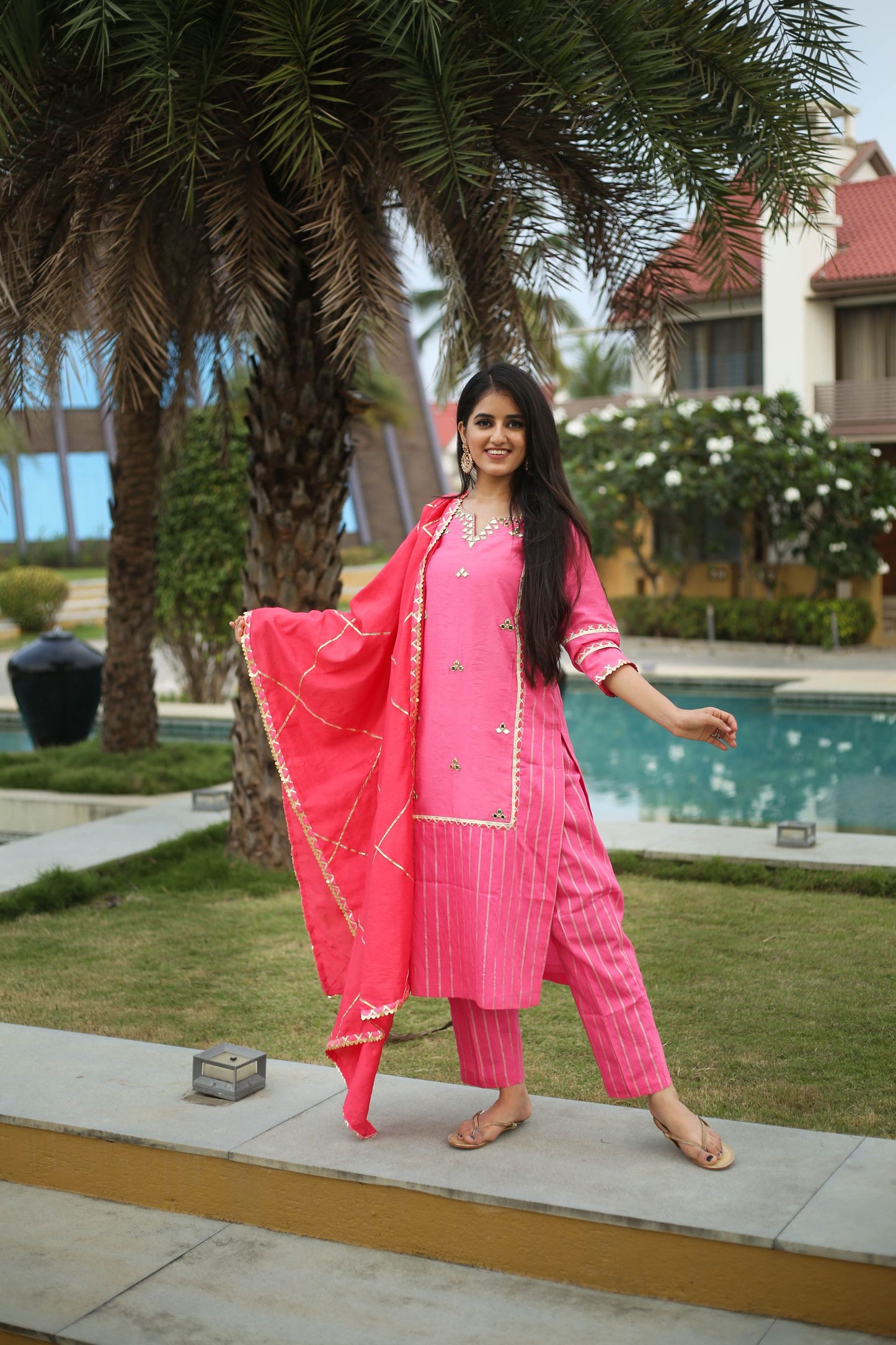 Queen Chanderi Suit Set